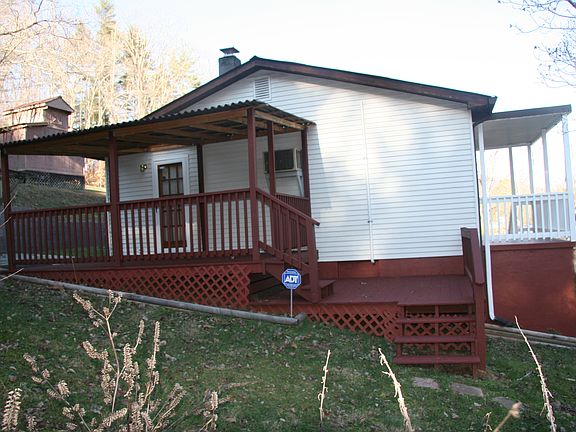 4th image of 155 Nell Carter Dr