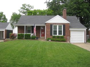 8613 Litzsinger Rd, Saint Louis, MO 63144