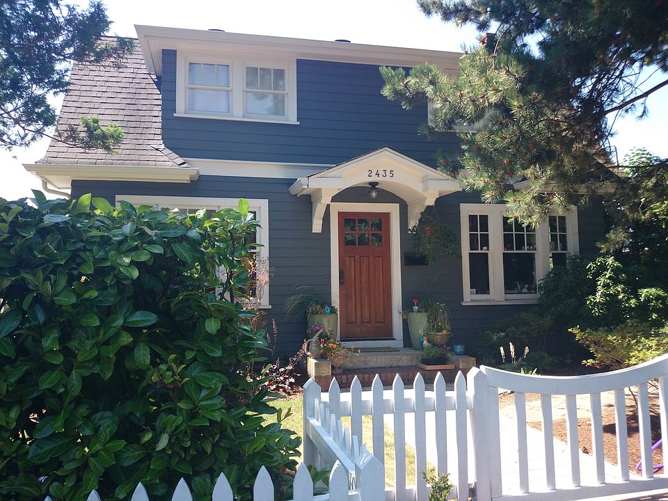 2nd image of 2435 10th Ave W