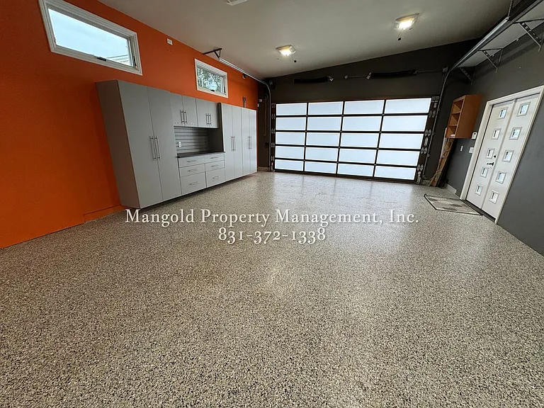 926 Ruth Ct — Photo 25