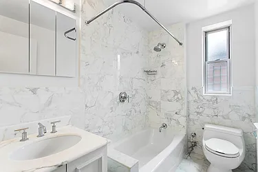 Rented by Pinnacle City Living