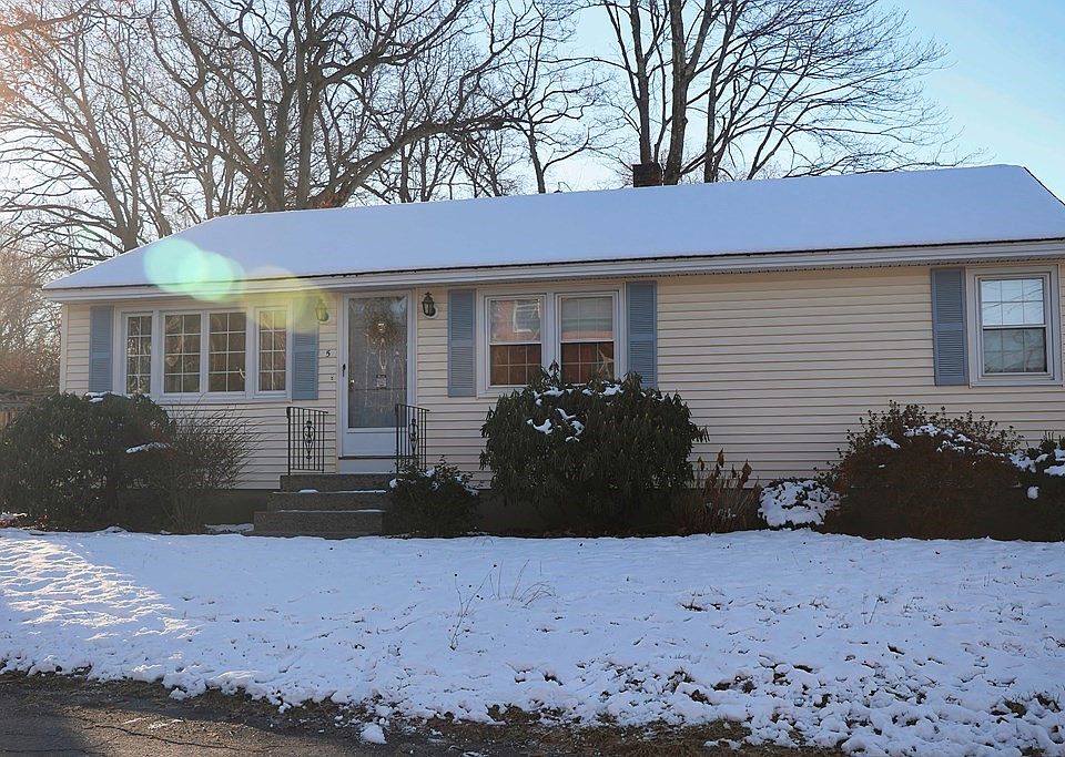 1st image of 5 Benoit St