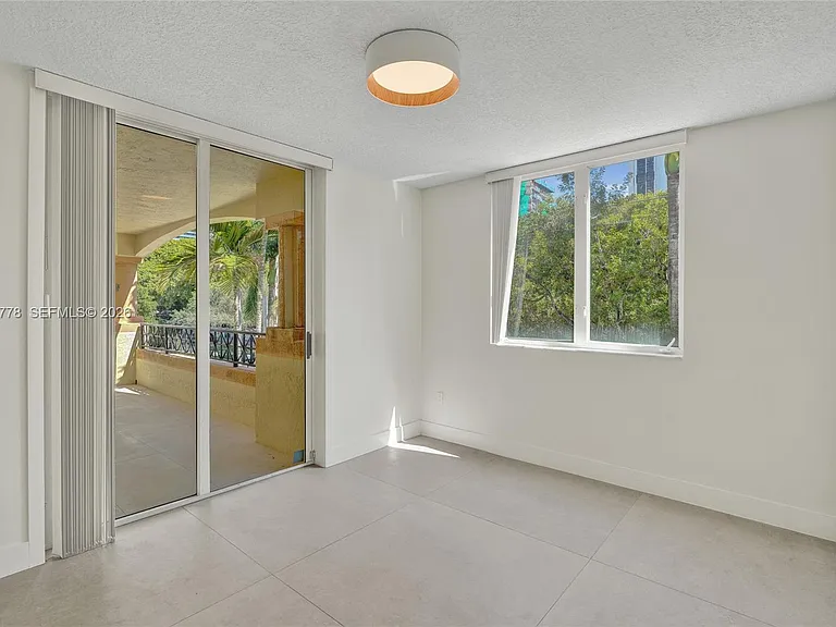 1834 Brickell Ave #31 — Photo 9