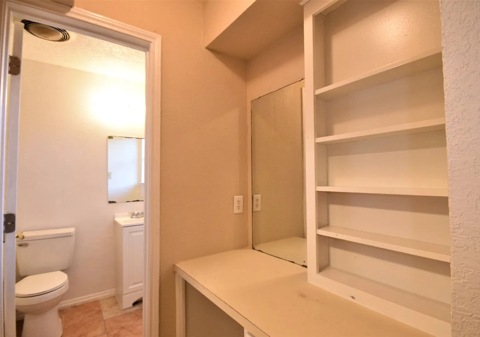 Studio, 400 sqft, $850 — Photo 3