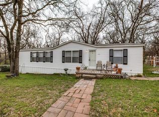 7215 Darling St, Azle, TX 76020