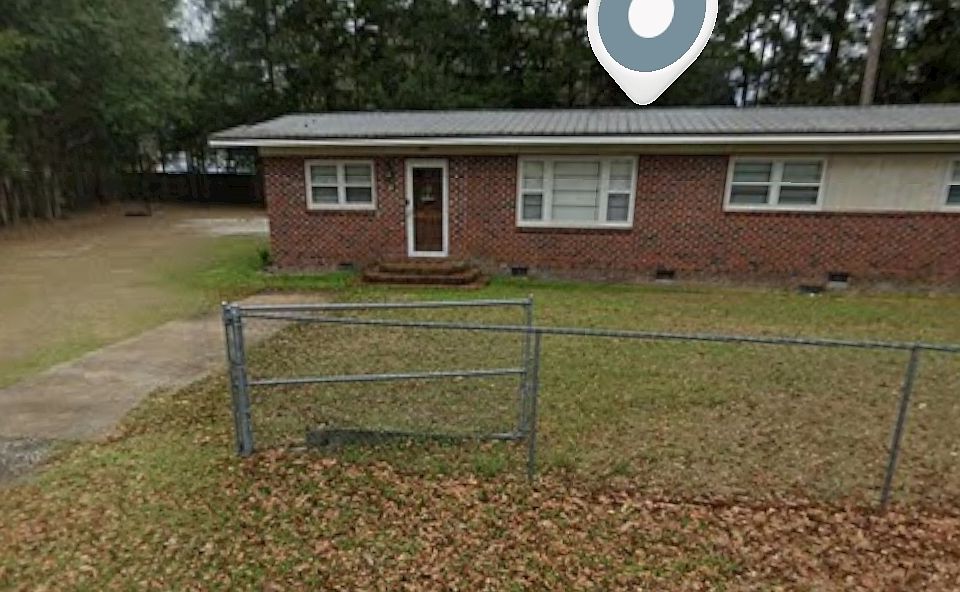 1st image of 909 Bonny Cir