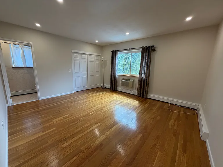 383 Langley Rd #11 — Photo 4