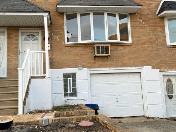 (undisclosed Address), Philadelphia, PA 19114