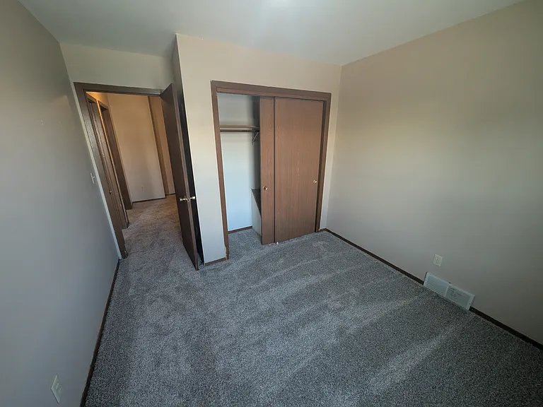 1915 Buchanan St #1915 — Photo 4