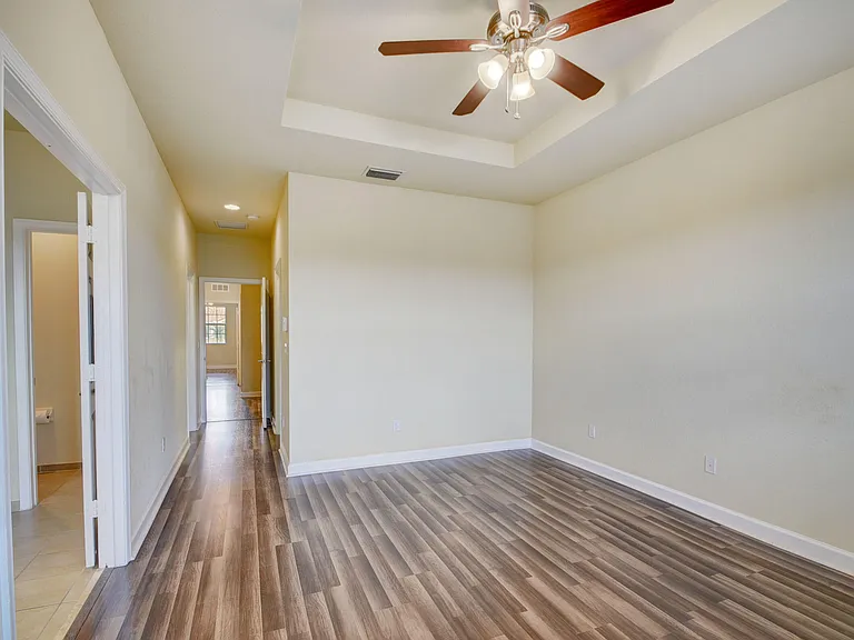 10385 Wellington Parc Dr — Photo 22