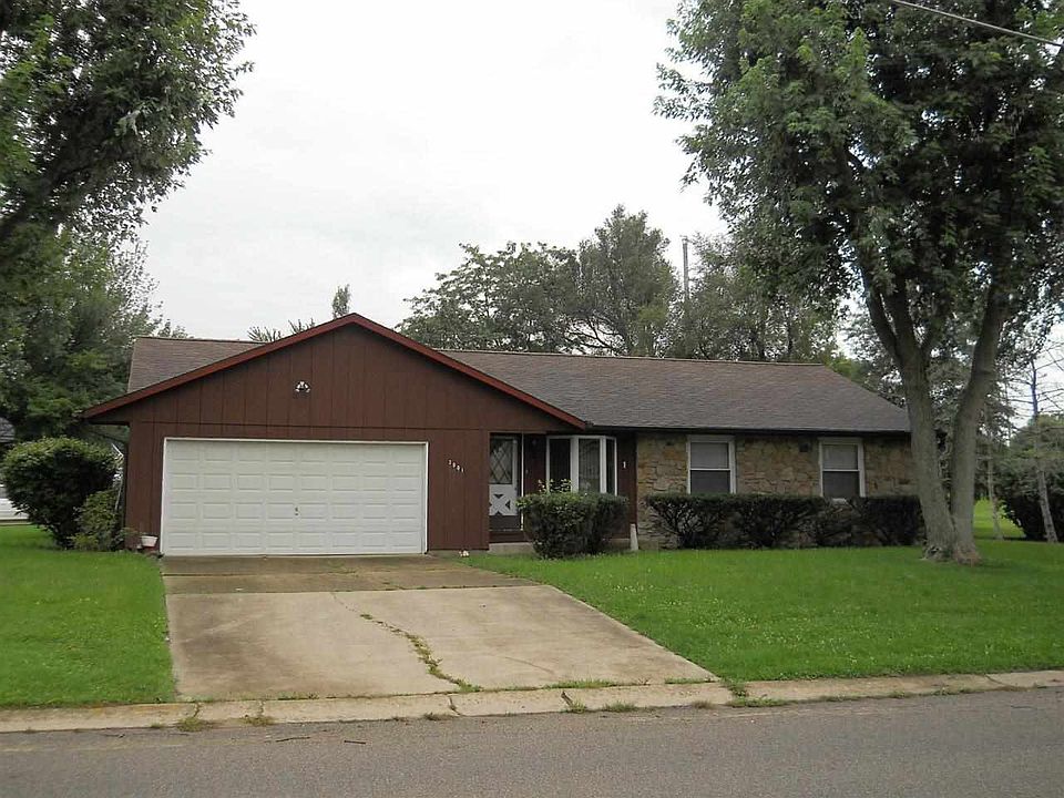2nd image of 3001 Tomlinson Dr