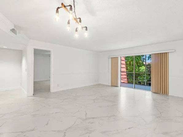 22615 SW 66th Avenue #310, Boca Raton, FL 33428