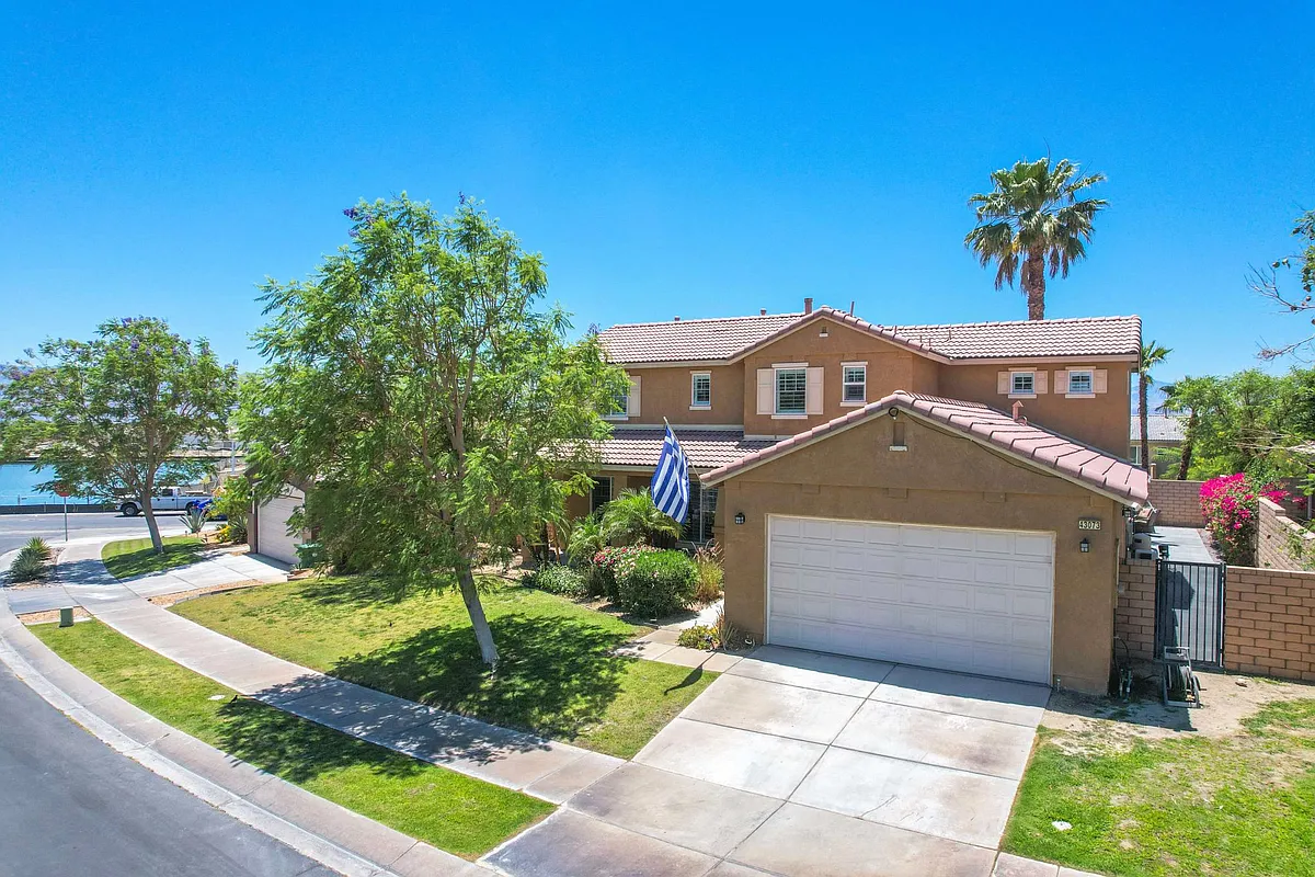 Building Photo - 43073 Traccia Way