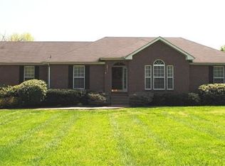 791 N Russell St, Portland, TN 37148