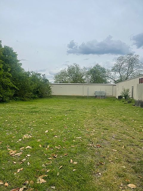 1st image of 202 Lowry St NW
