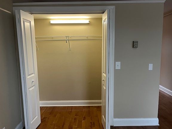 5th image of 14 Saint Louis Pl APT 4