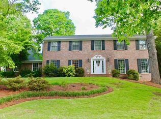 5221 Lakesprings Dr, Atlanta, GA 30338