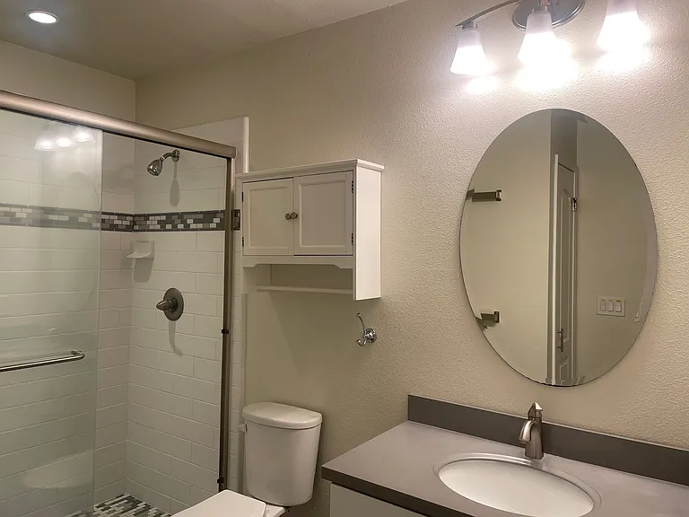 135 Piccadilly Pl #F — Photo 7