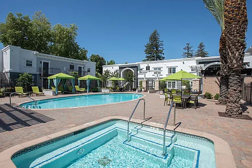 Ramblewood Apartments Photo 1