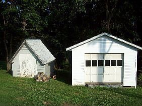 1 car detached garage & shed