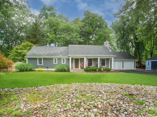 14 Brentwood Dr, Parsippany-Troy Hills Twp., NJ 07950