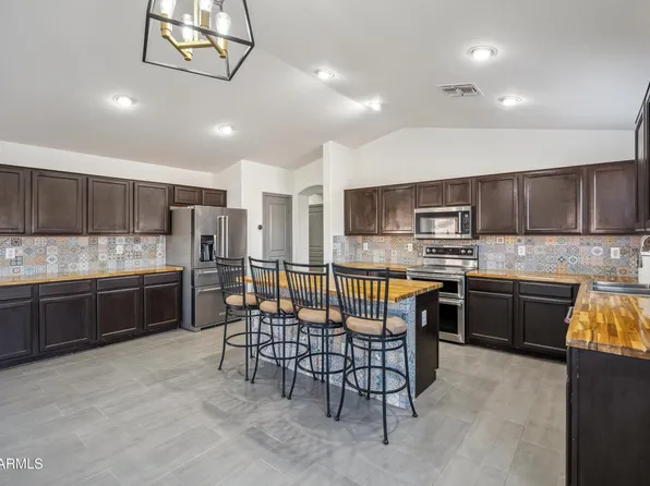 5332 W BELMONT Avenue, Glendale, AZ 85301