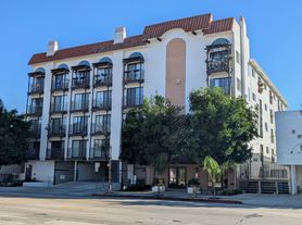 Camarillo Sunshine Apartments