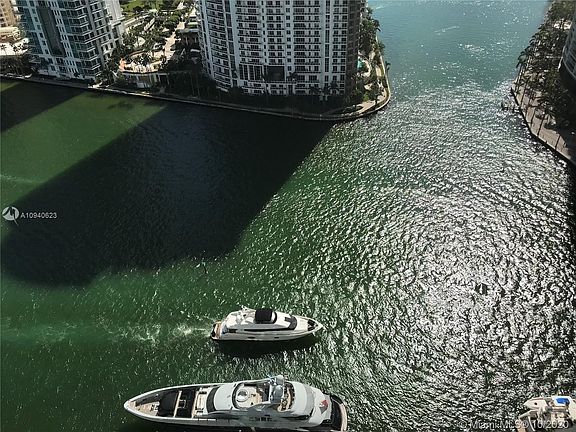3rd image of 300 S Biscayne #2604