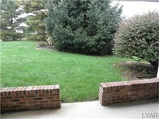 2nd image of 204 Briarwood Dr