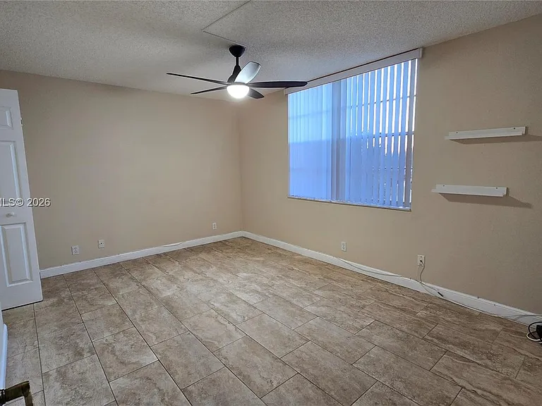9230 Lagoon Pl #310 — Photo 16