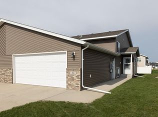 34 Cedar Dr, Mapleton, ND 58059