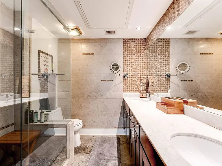 2205 N Lamar Blvd #215 — Photo 16