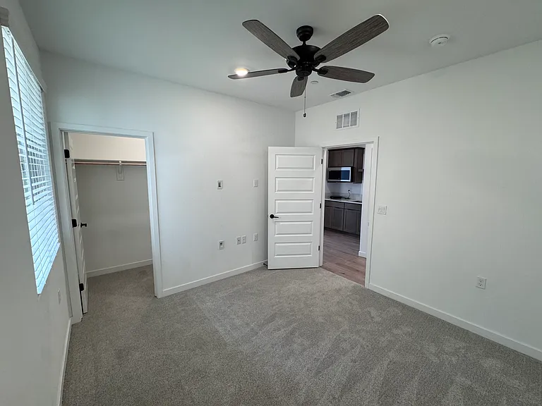8335 Killary Harbor Ave — Photo 10