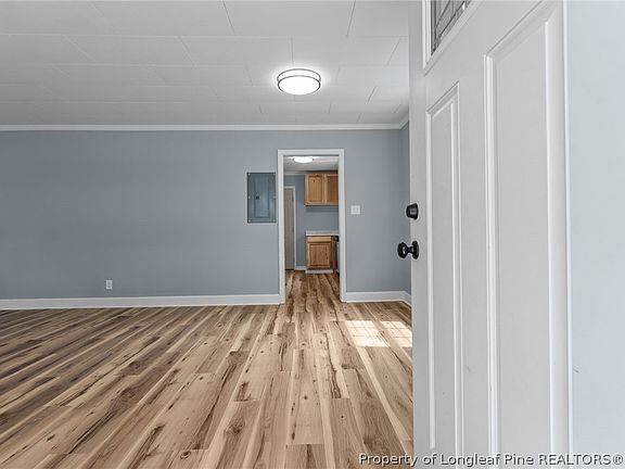 5th image of 1032 Elizabeth Dr
