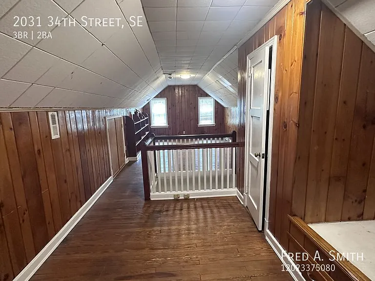 2031 34th St SE — Photo 29