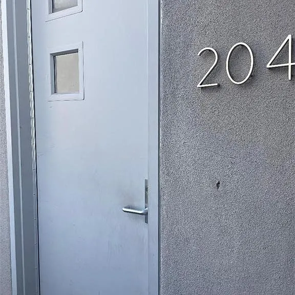 6445 Woodley Ave #204 — Photo 40