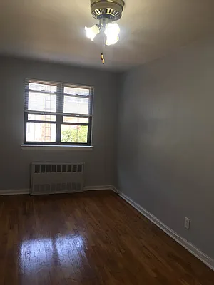 Rented by Amorelli Realty | media 9