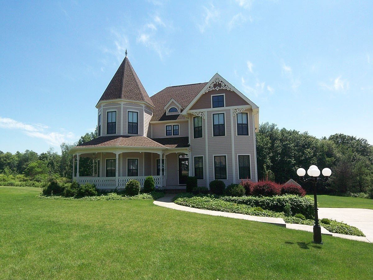 1295 Foxwood Dr, Hermitage, PA 16148 Zillow