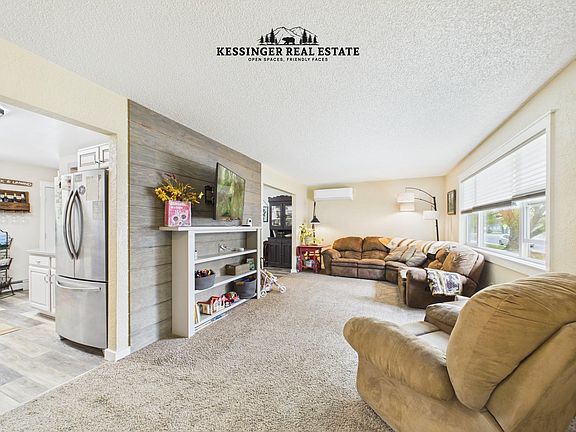 2nd image of 945 Avenue K