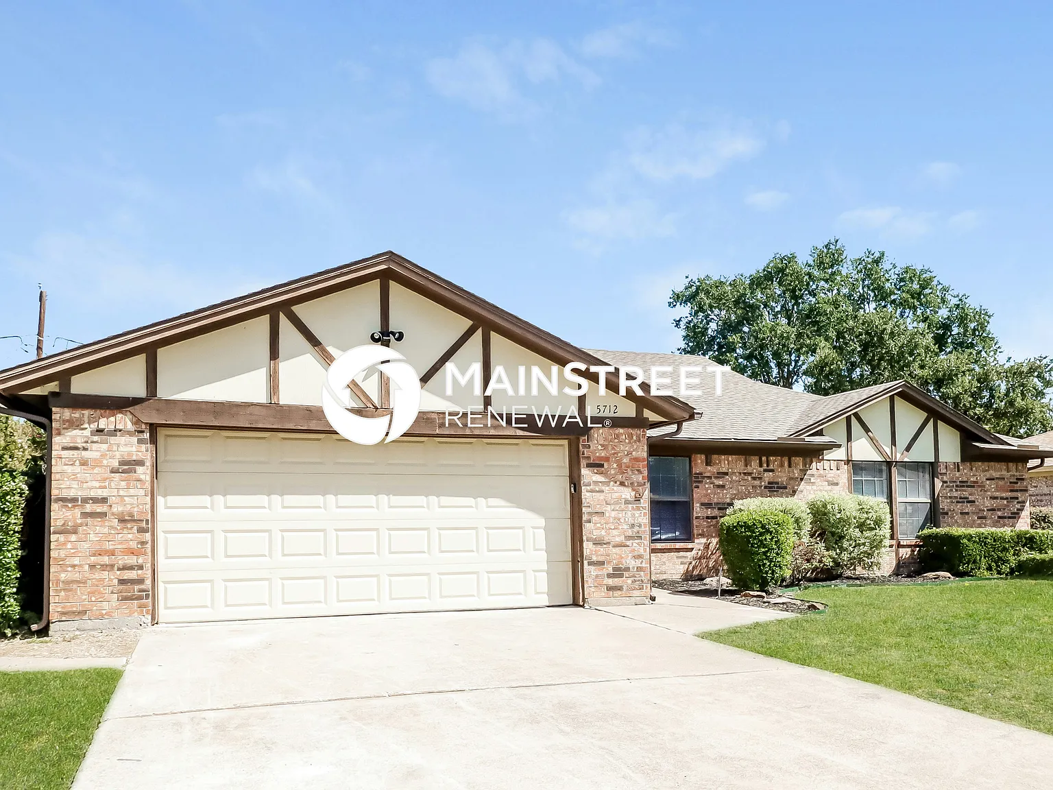 5712 Caracas Dr — Photo 2