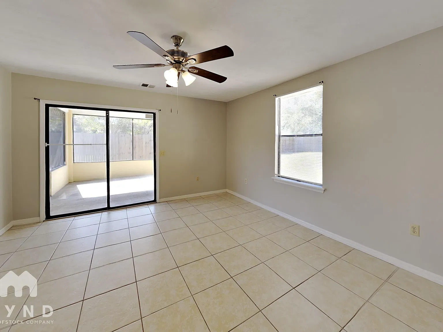 3 bed, 2.0 bath, 1557 sqft, $1,845 — Photo 4