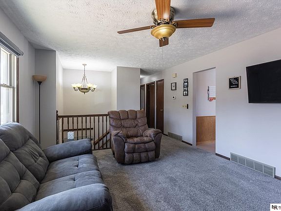 3rd image of 1112 Bryan Ave