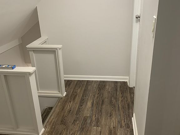 3rd image of 233 Pine St #3