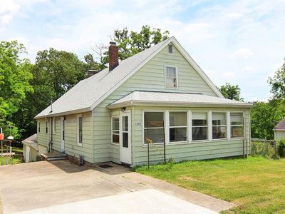 1438 N West End Blvd, Cape Girardeau, MO, 63701