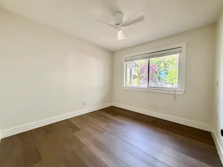 2701 Center Rd — Photo 11