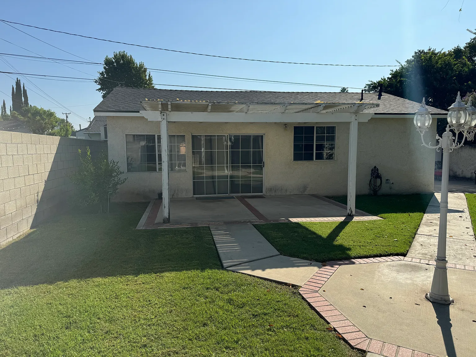 2 bed, 950 sqft, $2,800 — Photo 1