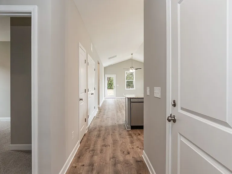 510 Branch St — Photo 5
