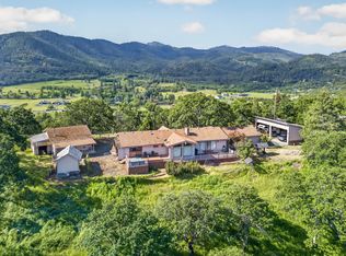 5245 Pioneer Rd, Medford, OR 97501