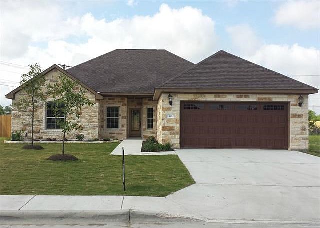 1st image of 221 Jake Dr