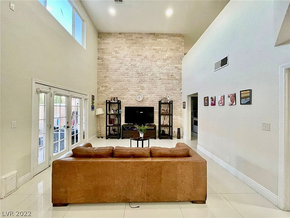 1st image of 2712 Grafton Ct